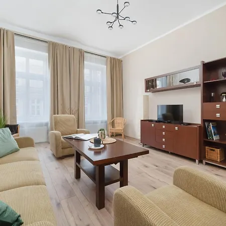 Komfortowy Apartament Blisko Rzeki We Wroclawiu Z Biurkiem I Wanna By Renters Apartman *