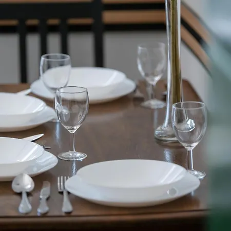 Komfortowy Apartament Blisko Rzeki We Wroclawiu Z Biurkiem I Wanna By Renters Appartement *